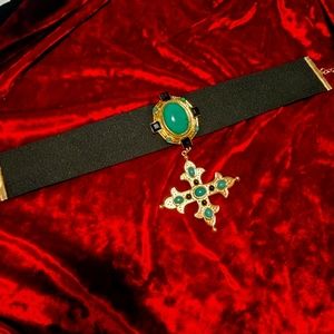 VAMPY OVERSIZED CHOKER🫀